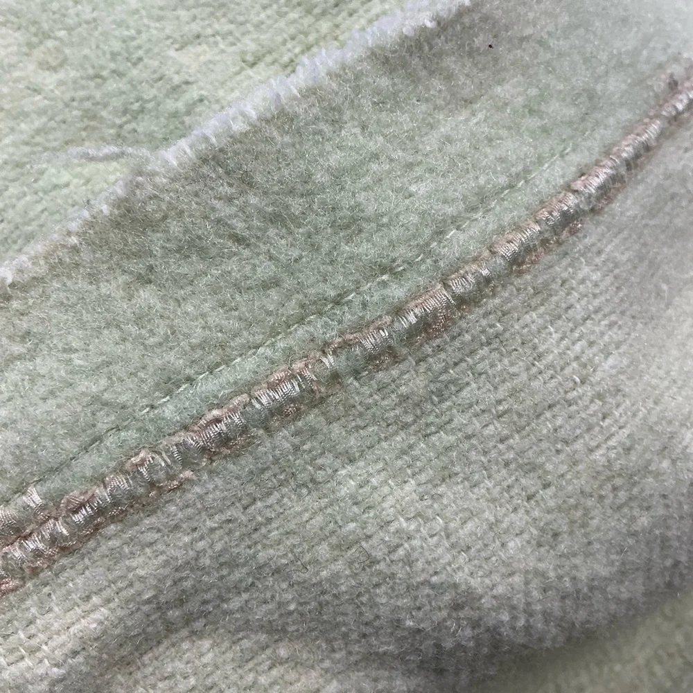 Vintage 1940s/50s mint green wool blanket 58 x 75